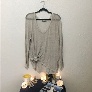 Brandy Melville- sweater